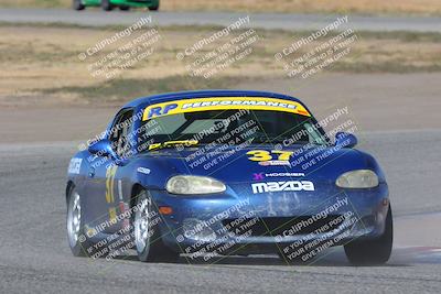 media/Oct-15-2023-CalClub SCCA (Sun) [[64237f672e]]/Group 4/Race/